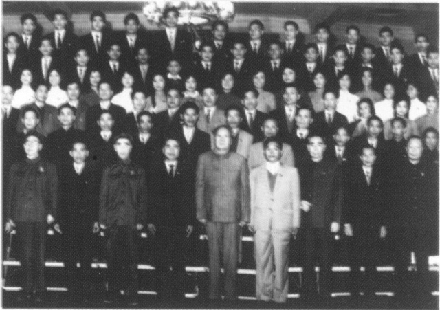tiep kien chu tich Mao Trach Dong, lanh dao Dang va nha nuoc Trung Quoc1967 tiep kien chu tich Mao Trach Dong, lanh dao Dang va nha nuoc Trung Quoc1967